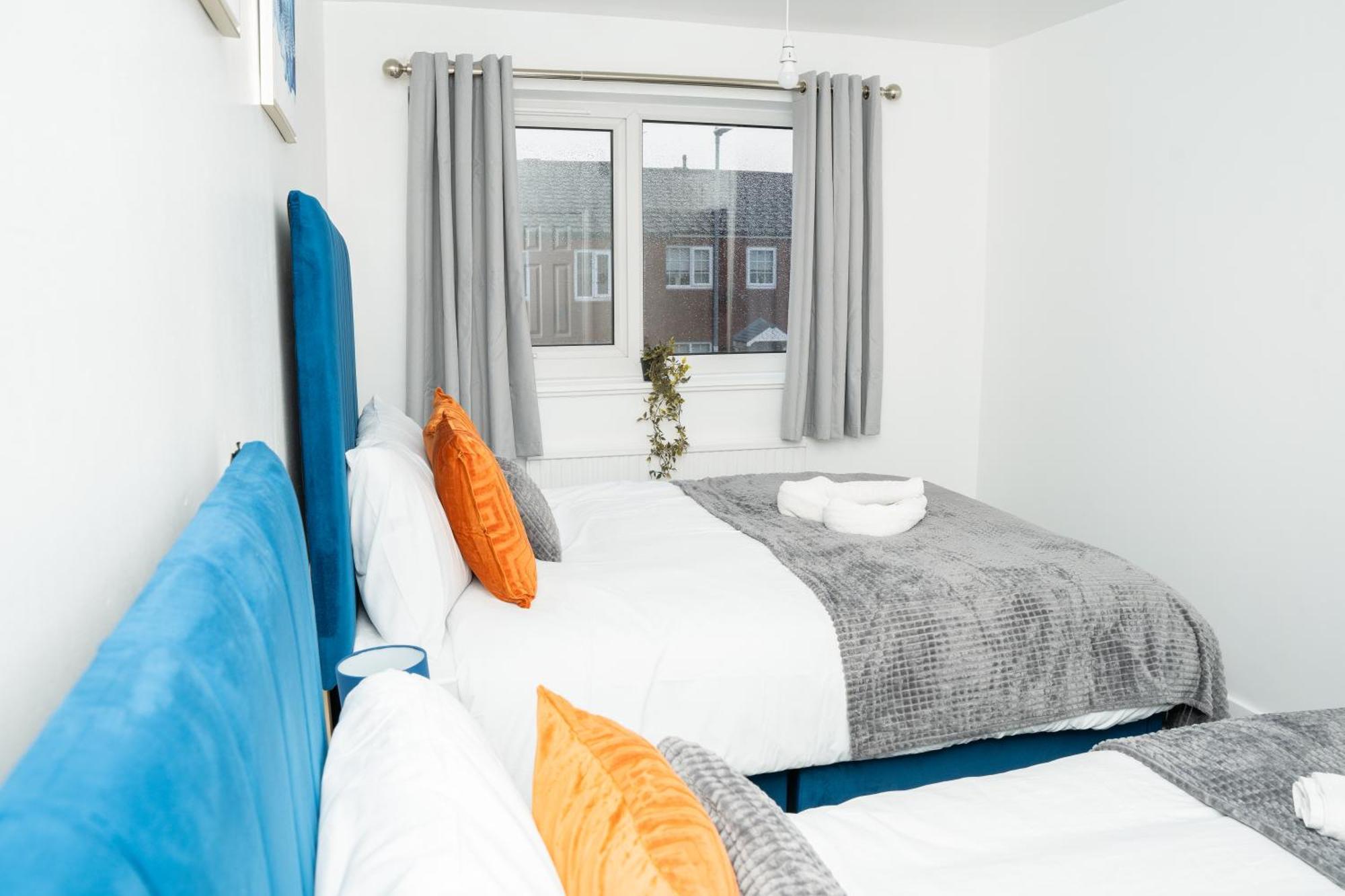 Stylish 3 Bed House With Free Parking Villa Leeds  Dış mekan fotoğraf