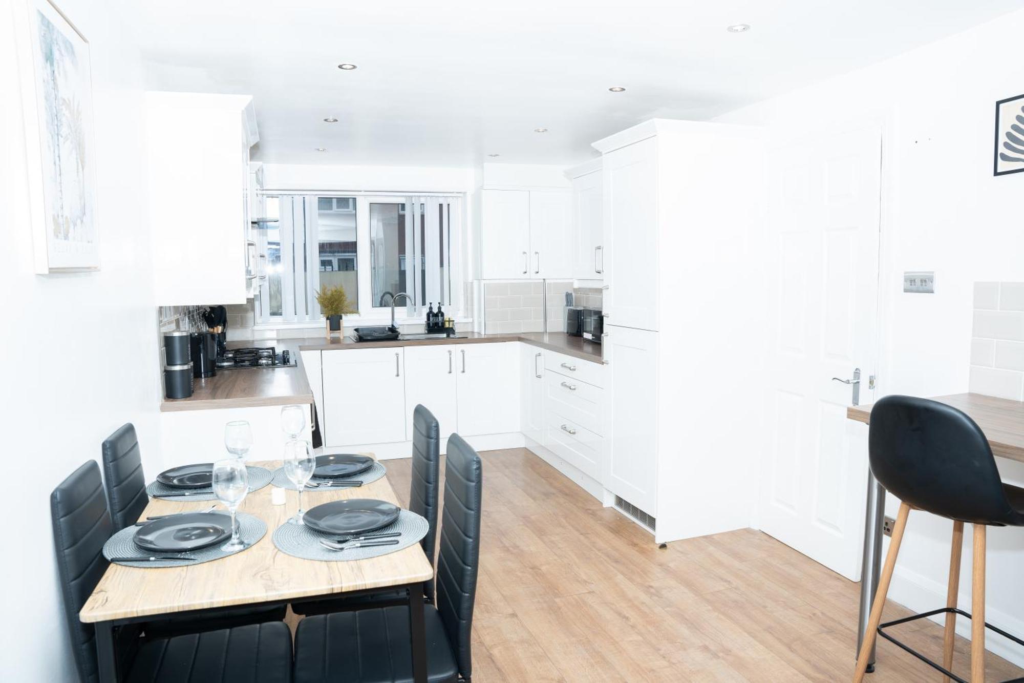 Stylish 3 Bed House With Free Parking Villa Leeds  Dış mekan fotoğraf
