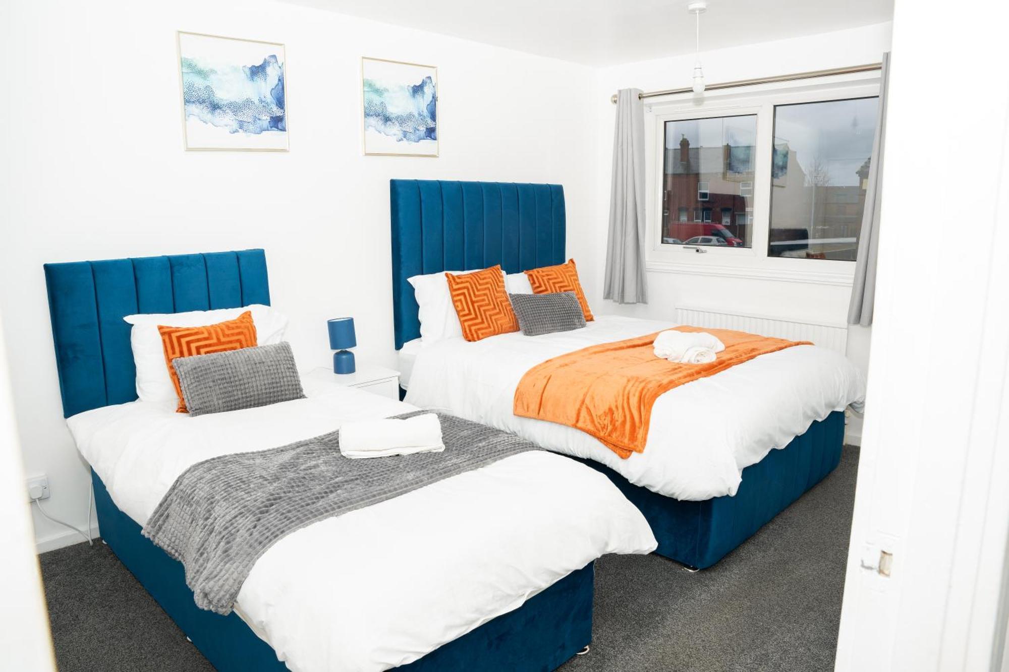 Stylish 3 Bed House With Free Parking Villa Leeds  Dış mekan fotoğraf