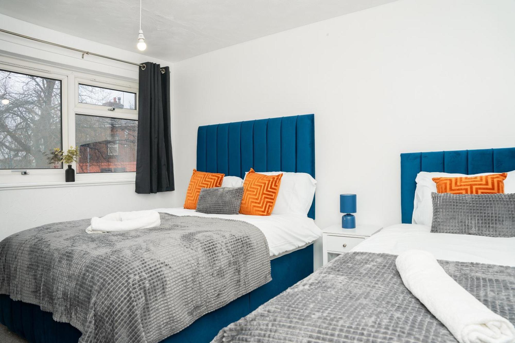 Stylish 3 Bed House With Free Parking Villa Leeds  Dış mekan fotoğraf