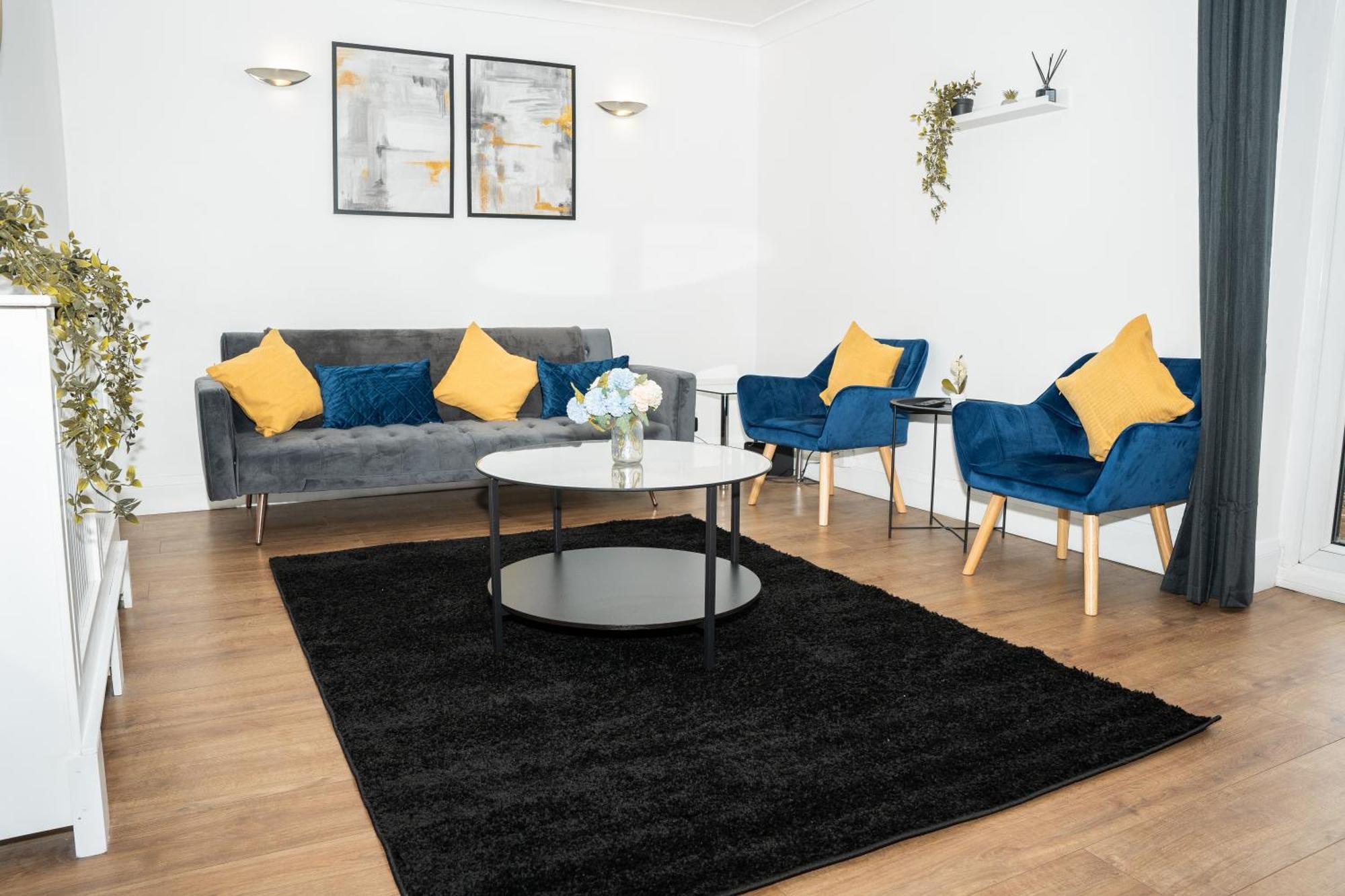 Stylish 3 Bed House With Free Parking Villa Leeds  Dış mekan fotoğraf