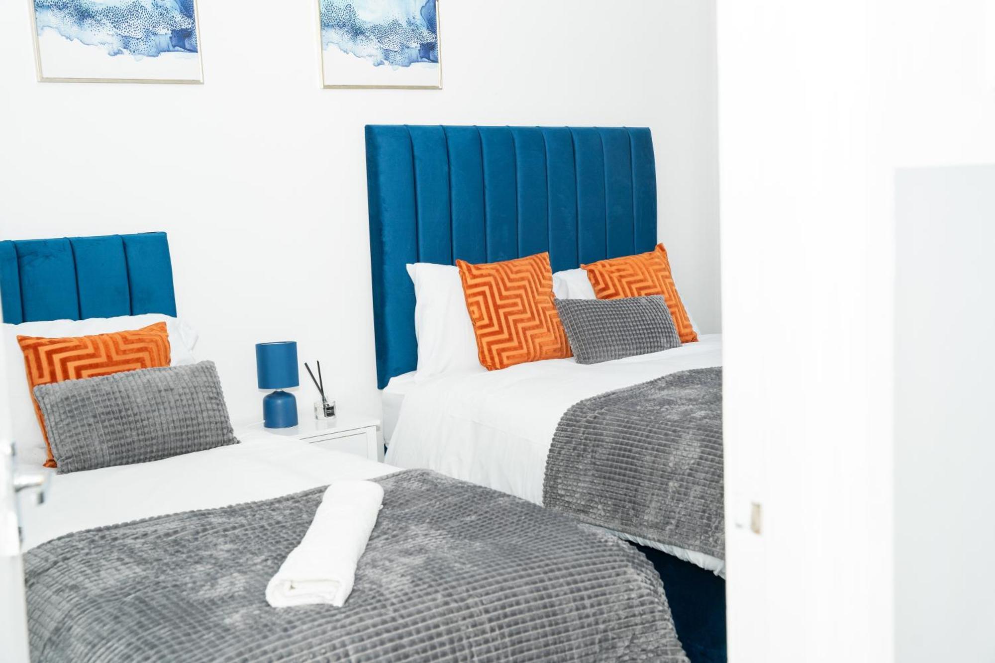 Stylish 3 Bed House With Free Parking Villa Leeds  Dış mekan fotoğraf