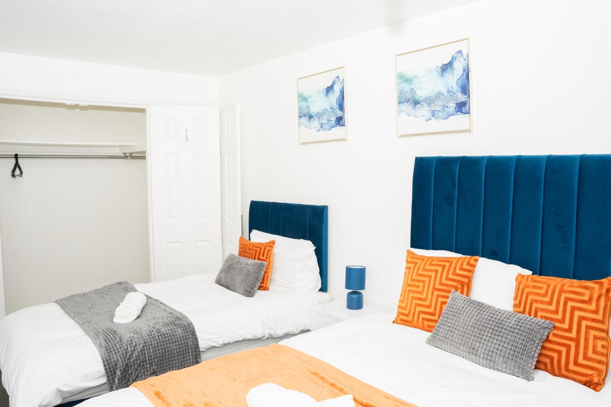 Stylish 3 Bed House With Free Parking Villa Leeds  Dış mekan fotoğraf